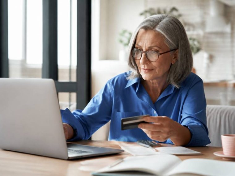 0 balance transfer credit card offers: what older borrowers should know